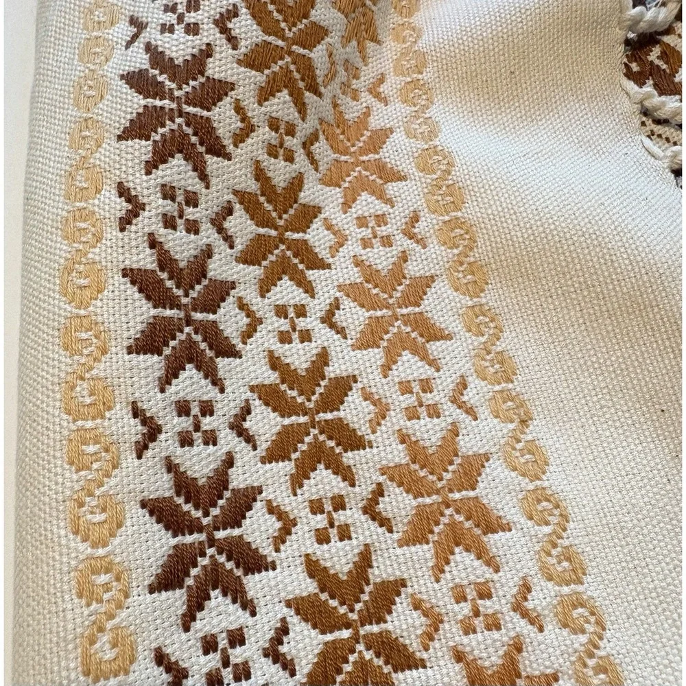 Set of 6 Vintage Woven Placemats – Reversible Brown & Tan with Fringe 22